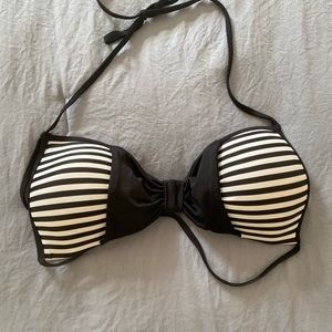 Black and white bow bikini top